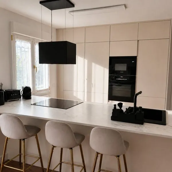 MM Suites Sevilla — Cocina de diseño