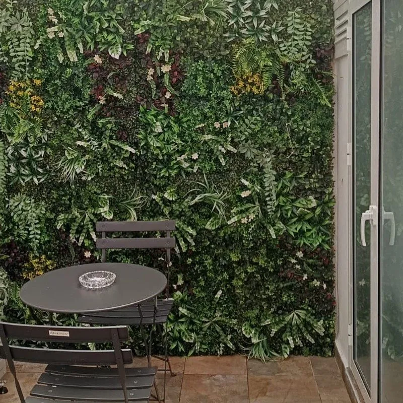 MM Suites Sevilla — Patio interior